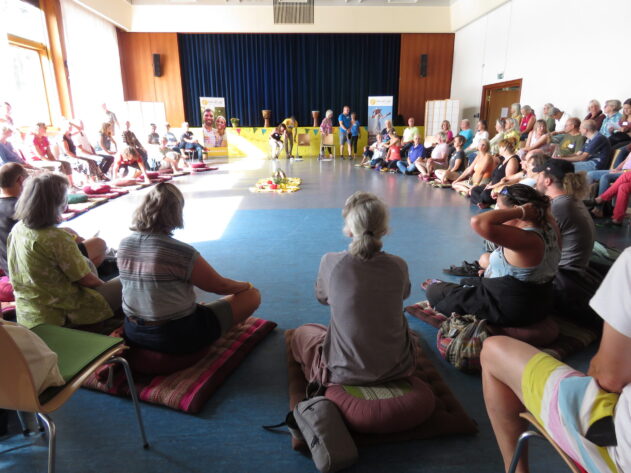 sommerfestival-2024-im-saal